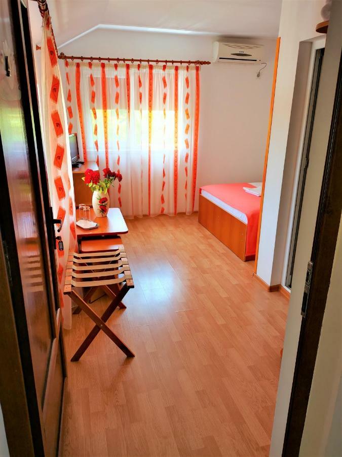 ホテル Casa Nelu Pescaru マフムディア エクステリア 写真